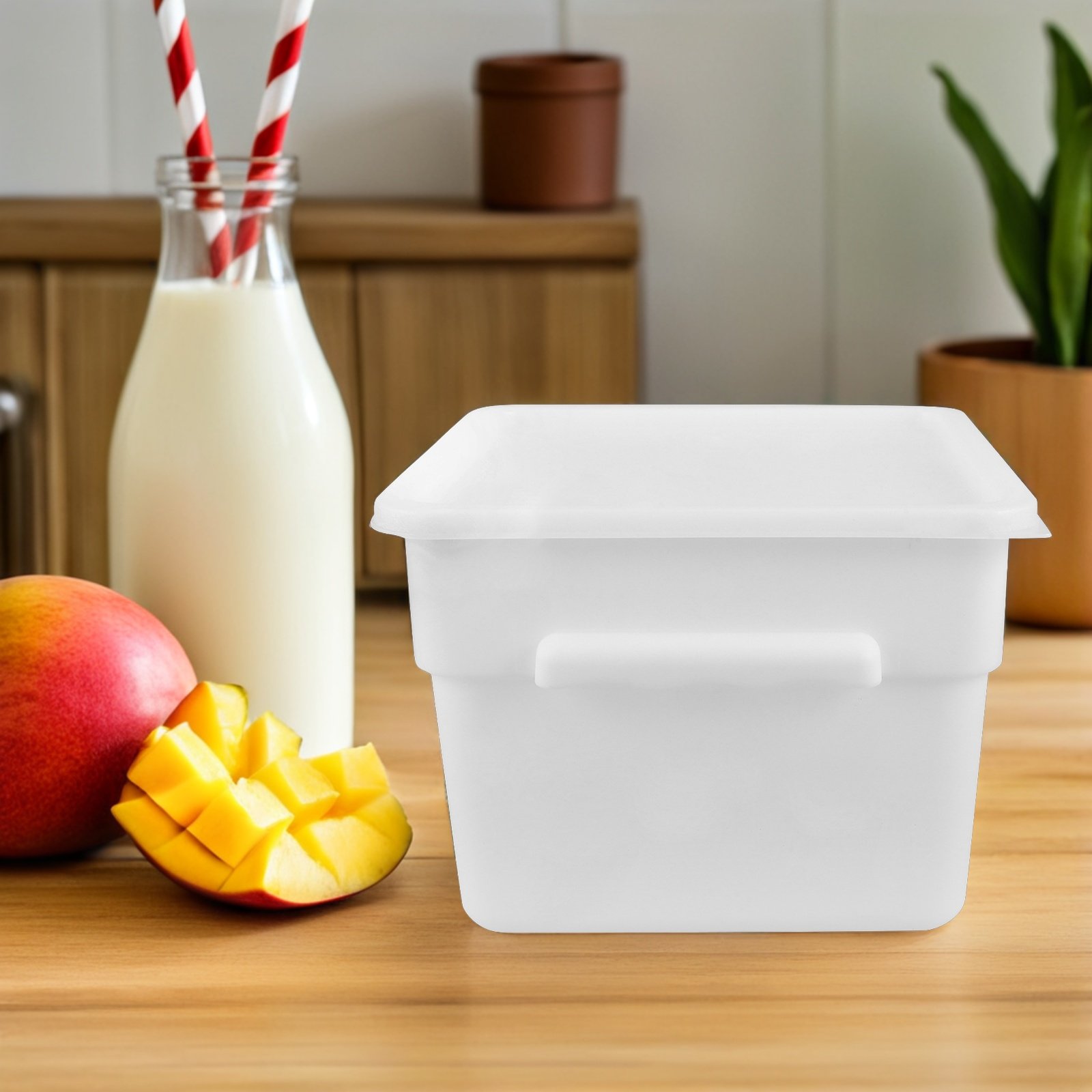 Commercial Kitchen Microwave - 12L Square Plastic Food Storage Container